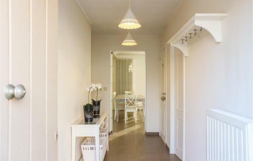 Nice Home In Oostduinkerke W/ Wifi And 3 Bedrooms