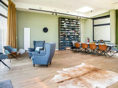 Gorgeous Apartment In Ortho With Garden