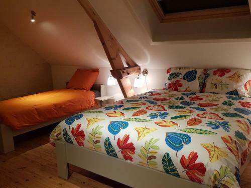 Spacious Holiday Home With Pond In Poperinge