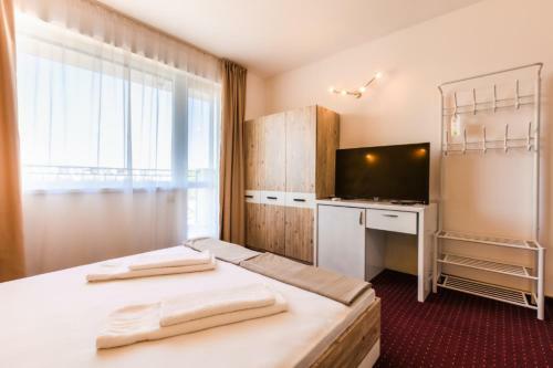 Hostal Guest House Theona