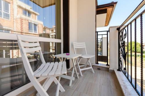 Hostal Guest House Theona