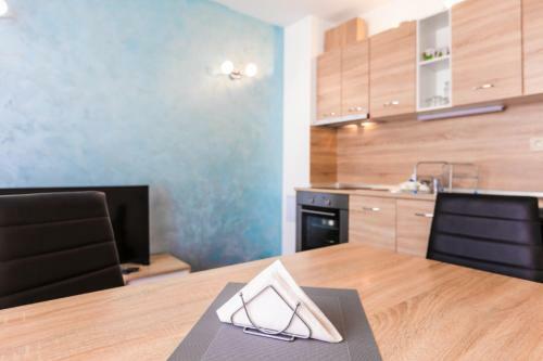Hostal Guest House Theona