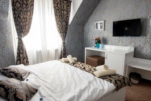 Antiques & Gold Boutique Hotel