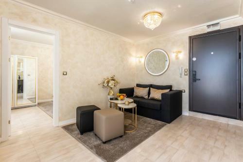 Hotel Onyx Beach Residence - Free Parking & Beach Access