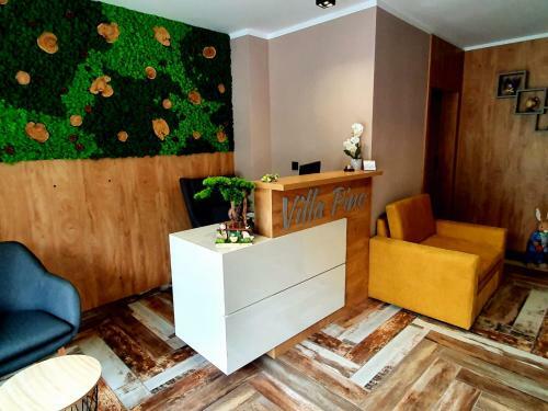 Hostal Villa Pino