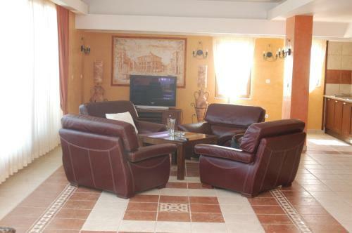 Kiparisite Hotel