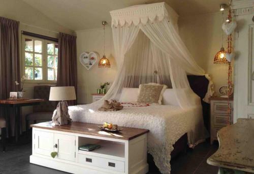 Bamboo Bonaire Boutique Resort