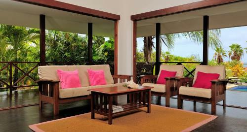 Villa Casa El Tropico