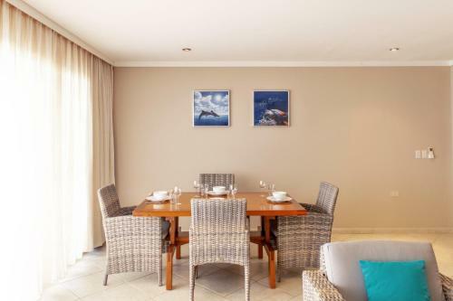 Apartamento Oceanfront Parrotfish At Den Laman