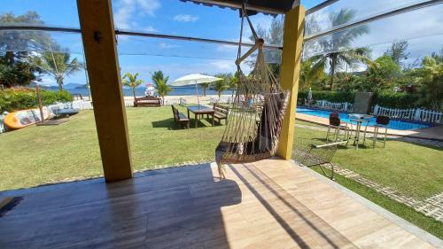 Casa Com 6 Quartos A Beira Mar Em Condom�nio Em Angra Dos Reis.