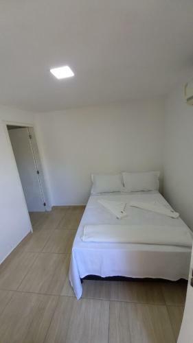 Casa Com 6 Quartos A Beira Mar Em Condom�nio Em Angra Dos Reis.