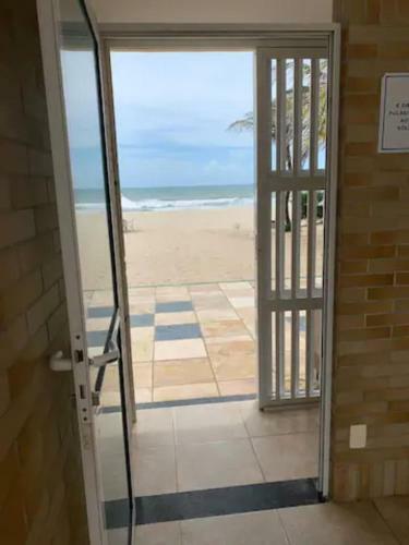 Apartamento No Porto Das Dunas Com Vista P/ O Mar