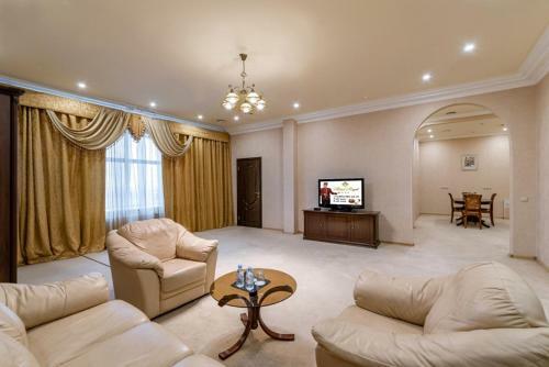 Royal Hotel