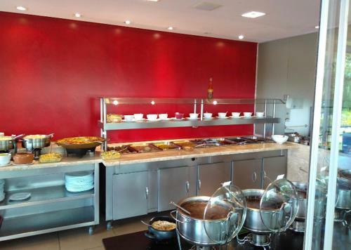 Apartamento Kitinet 2/4 No Sudoeste