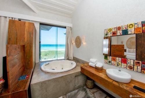 Hostal Pier Beach Club