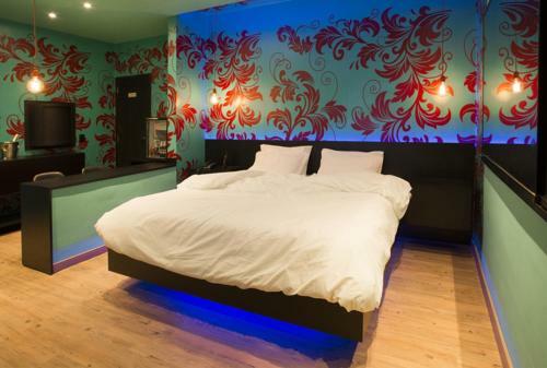 Hotel Tout Motel (Adults Only)
