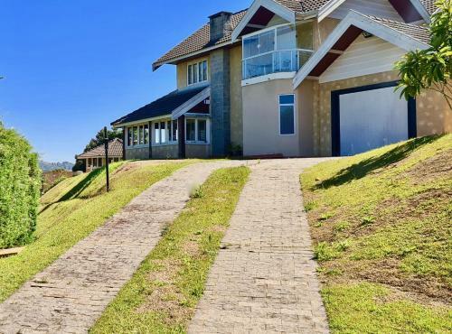 Casas 4 Su�tes Com Home Office E Area Gourmet - Excelente Internet