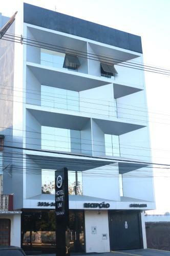 Hotel Vinte Um