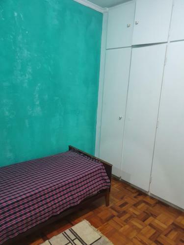 Apartamento Inteiro. Pompeia. 100mts Da Praia.