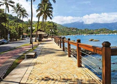 Hostal Chal�s Ilha Beach