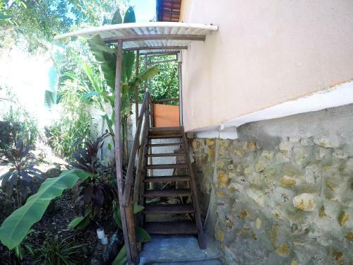 Hostal Pousada Sa�ra