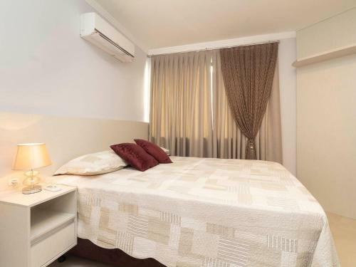 Aluguel Apartamento 2 Quartos Sendo 1 Su�te Itapema/sc