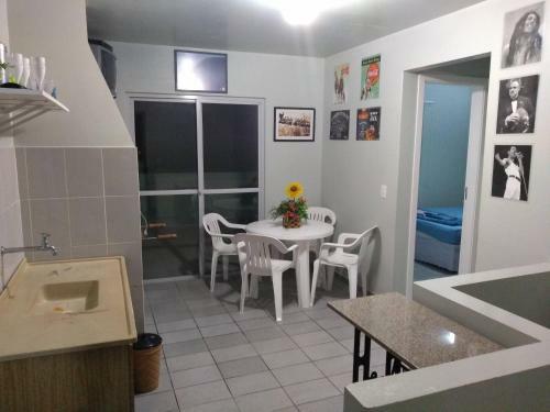 Apartamento Itapema 80 Metros Do Mar!