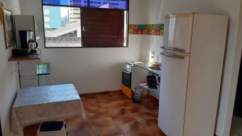 Hostal Regiane Beach Pousada Hostel