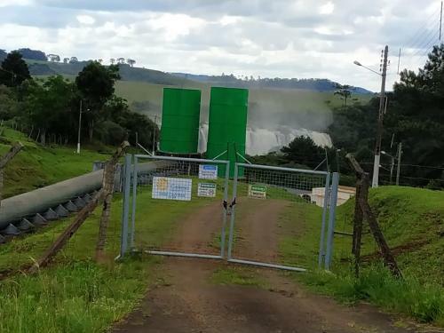 Ch�cara No Salto Caveiras