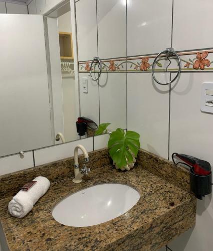 Hostal Ancorad'ouro Pousada - 1km Do Beto Carrero