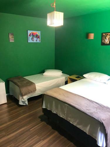 Hostal Mundo Livre Guest House