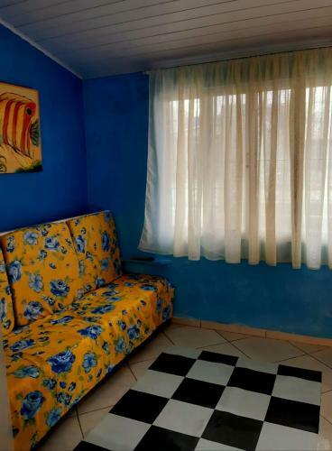Casas Frente Ao Parque Colorida