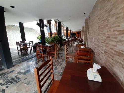 Hostel Gravat�