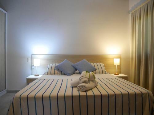 Luxury Villa - Madeiro