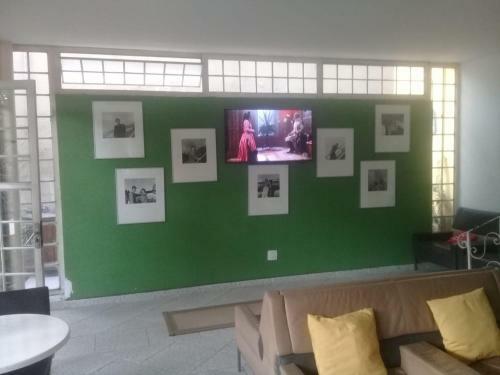 Hangar Rio Hostel