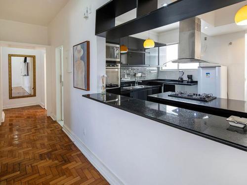 Apartamento Enorme 3 Quartos Com Jacuzzi E Vista Mar Para 8 Pessoas Em Copacabana!