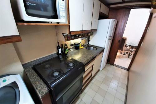 Apartamento Com Servi�os Proximo A Praia de Ipanema