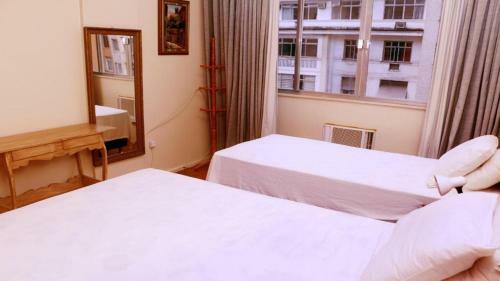 Apartamento Copacabana 4 Pessoas Pertinho Da Praia!