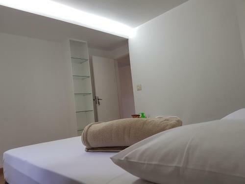 Quarto Privativo Em Condominio
