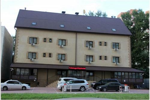 Tolstogo City Hotel