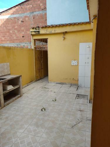Casa 3 Quartos Com Churrasqueira E Chuveir�o