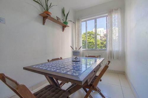 Apartamento 3 Quartos Ao Lado Da Praia de Copacabana E Arpoador!