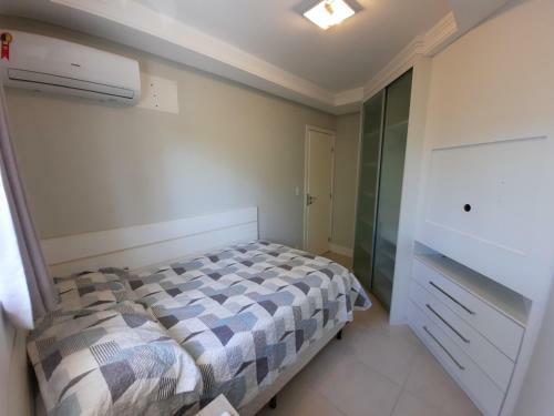 Apartamento Cod 028 Edif�cio Vila Mallorca Bombas