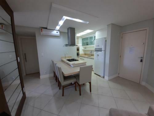 Apartamento Cod 028 Edif�cio Vila Mallorca Bombas