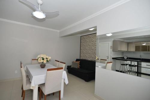 Apartamento L050 - Edif�cio Shangril� 102