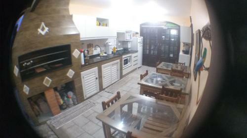 Hostal Canto Dos P�ssaros Bombinhas
