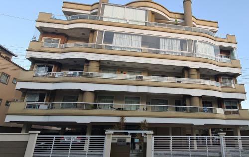 Apartamento Praia Mar, 1 Qt - 200 Mts Da Praia