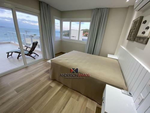 1083 - Apartamento Com Vista Para O Mar Em Bombinhas
