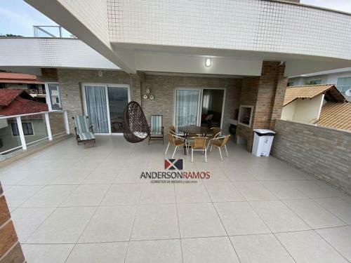 1083 - Apartamento Com Vista Para O Mar Em Bombinhas