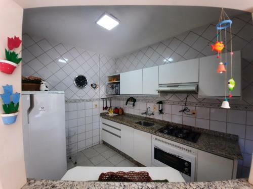 Apartamento Cod 174 Edif�cio S�o Francisco Bombas